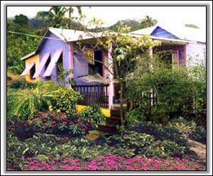 Yambuya Cottage In Caribbean Colors - Holiday Homes